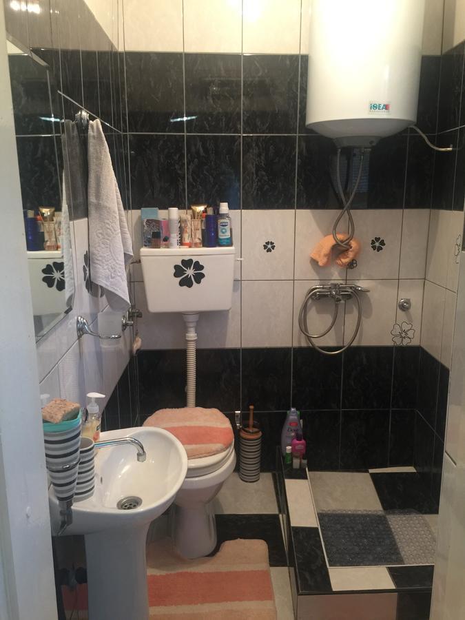 Apartman Lili 采蒂涅 外观 照片