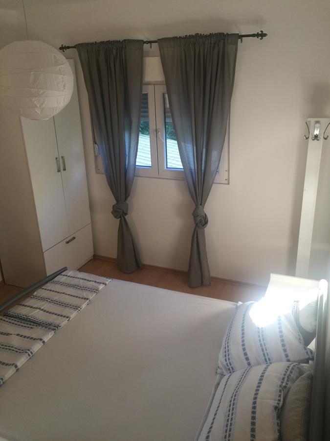Apartman Lili 采蒂涅 外观 照片
