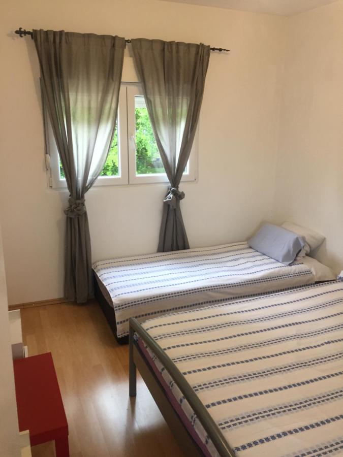 Apartman Lili 采蒂涅 外观 照片